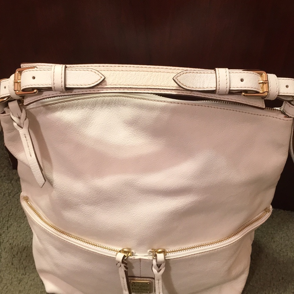Dooney and Bourke white purse - Picture 2 of 7